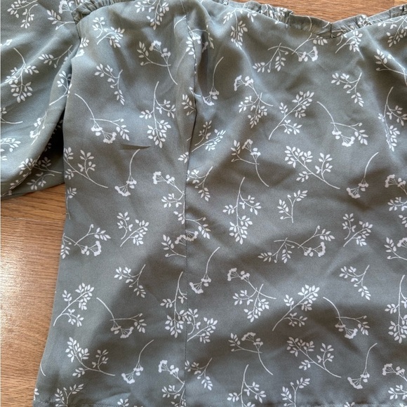 Abercrombie & Fitch Cropped Floral Puff Sleeve Smocked Back Square Neck Top XL - Picture 4 of 8